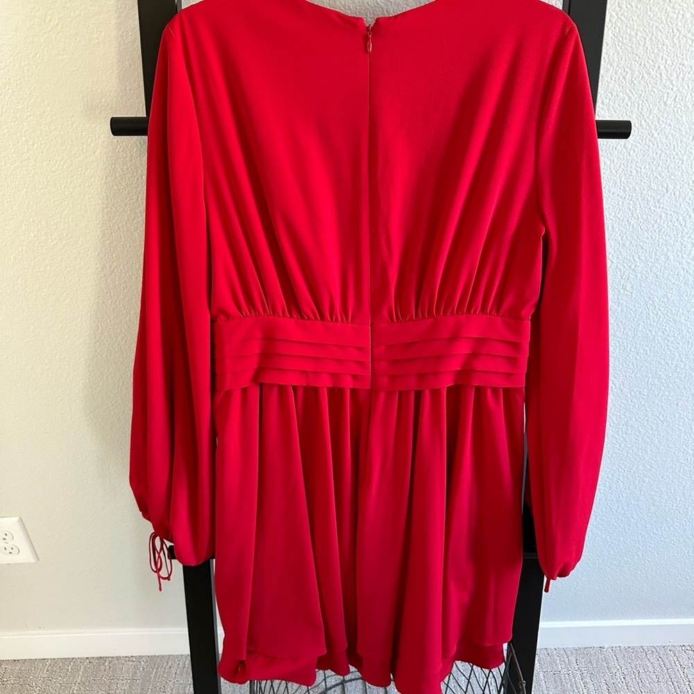 Red long sleeve short dress. Great condition. - Picture 3 of 4